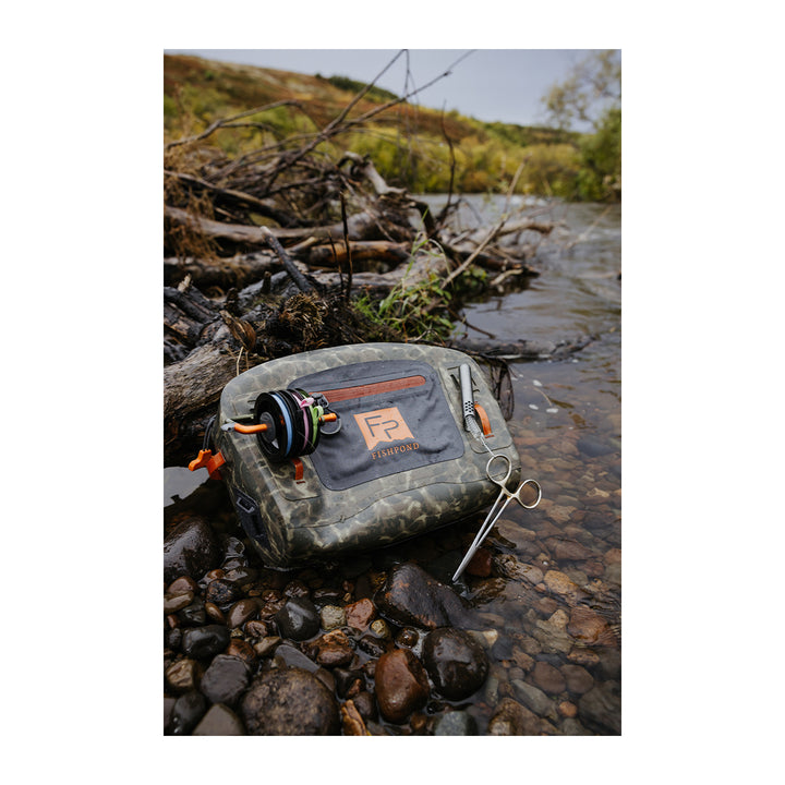 Fishpond Thunderhead Submersible Lumbar Eco Shadowcast Camo - Madison River Fishing Company