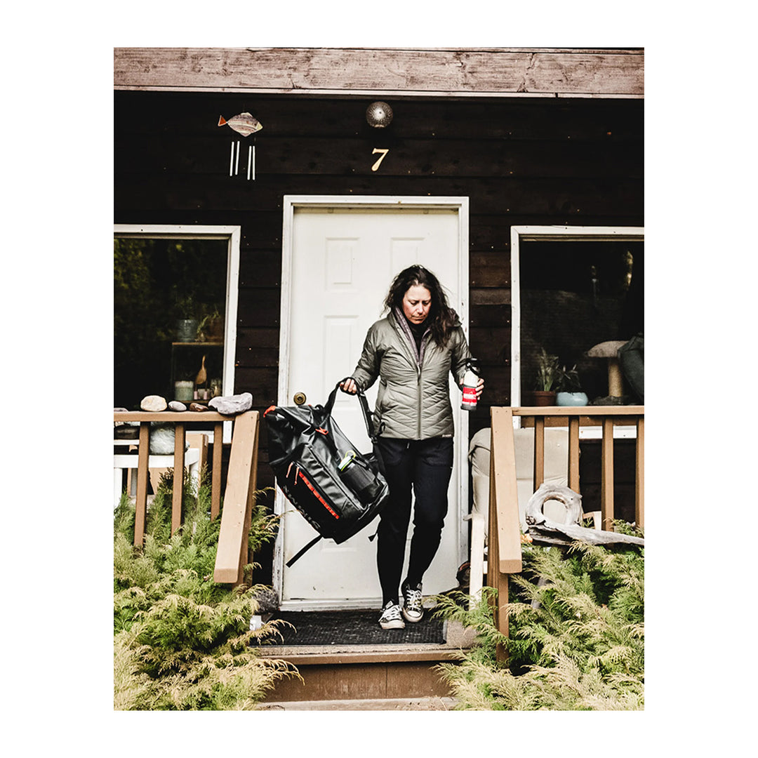 Simms Womens Thermal Jogger Black - Madison River Fishing Company