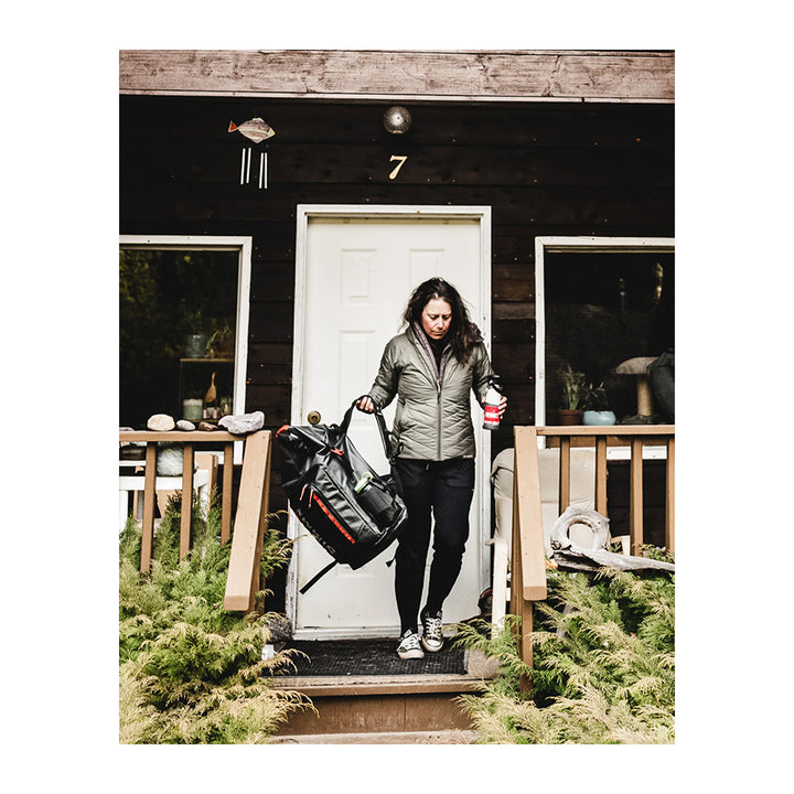 Simms Womens Thermal Jogger Black - Madison River Fishing Company