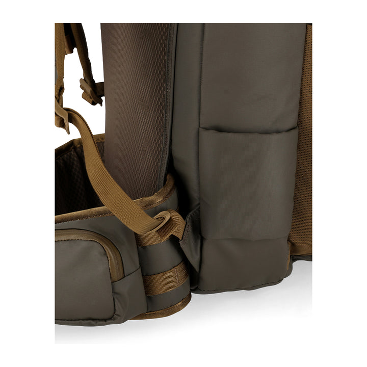 Simms Headwaters Backpack Hickory - Madison River Fishing Company