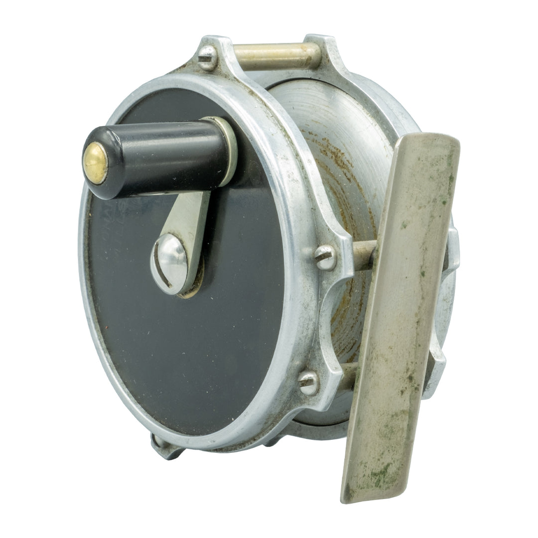 USED Leonard Mills 2/3 Midge RH Retrieve Fly Reel Madison River Fishing Company USED Leonard Mills 2/3 Midge RH Retrieve Fly Reel Madison River Fishing Company