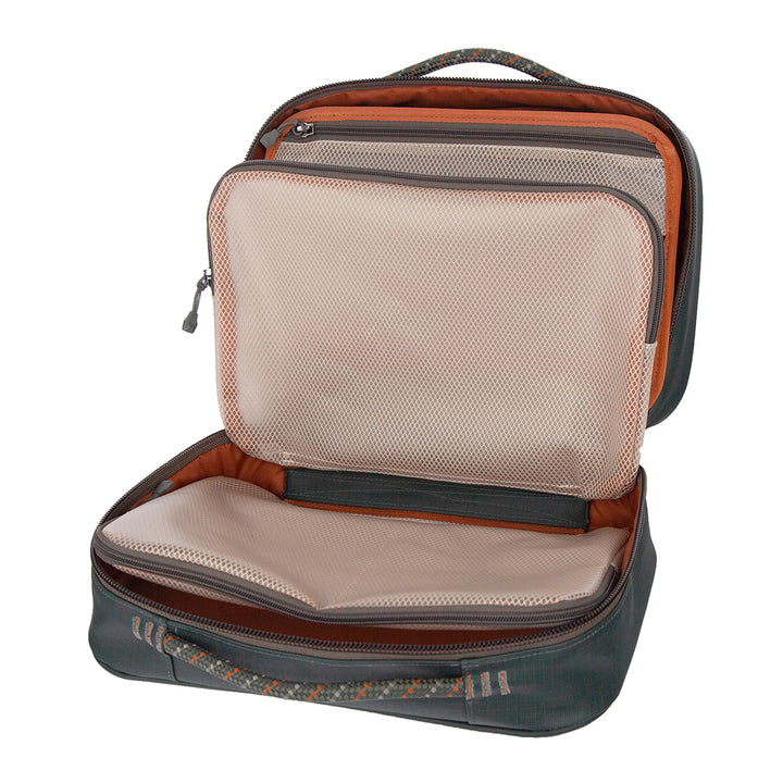 Fishpond Backwater Fly Tying Kit Stock