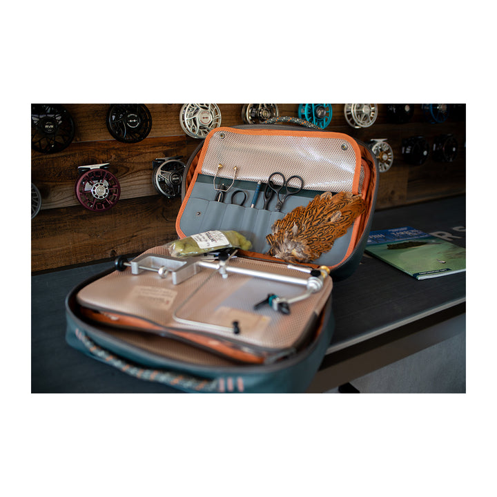 Fishpond Backwater Fly Tying Kit Stock