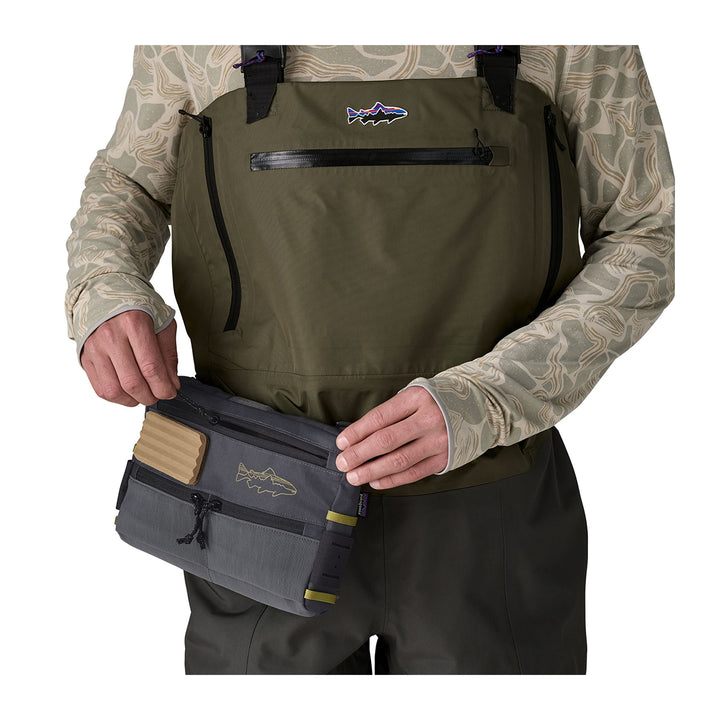Patagonia Stealth Switch Pack 3L Forge Grey w/Graze Green