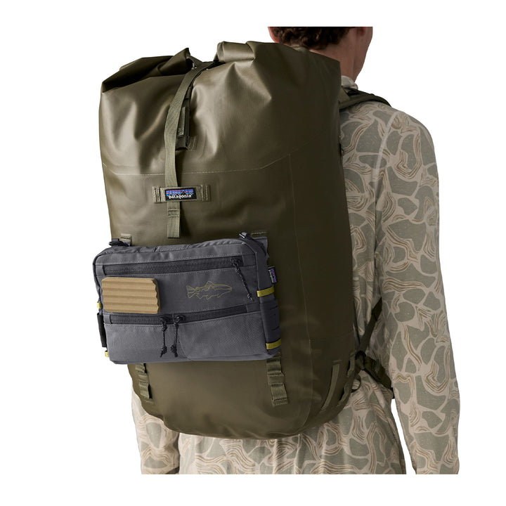 Patagonia Stealth Switch Pack 3L Forge Grey w/Graze Green