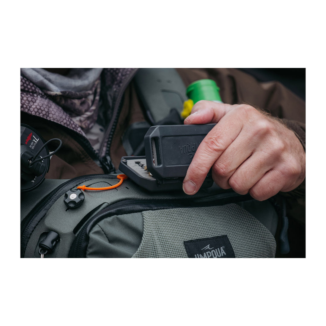 Umpqua Link Hatchvault Essential Fly Deck