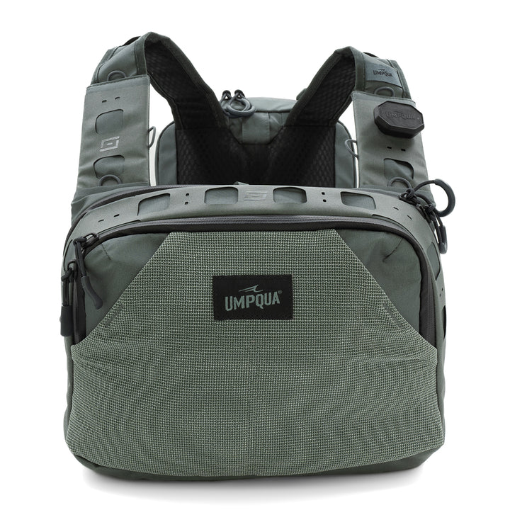Umpqua Swiftlink Overlook Chest Sage