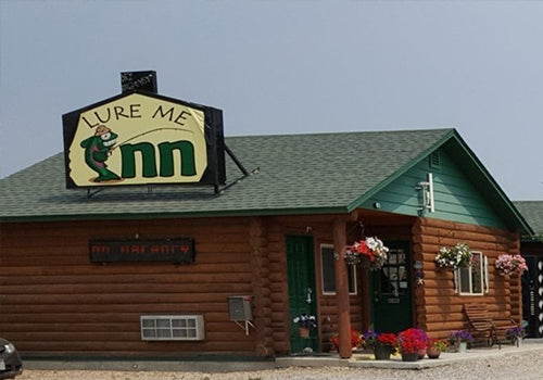 Lure Me Inn in Ennis, Montana