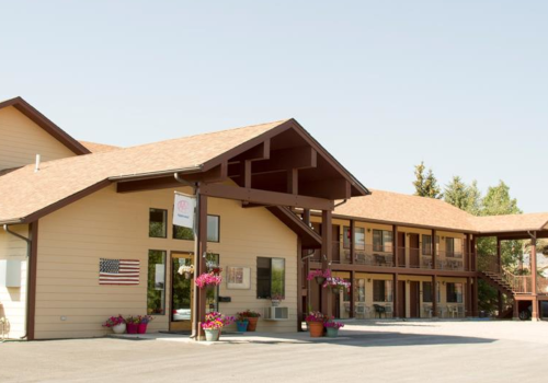 Red Bear Inn in Ennis, Montana